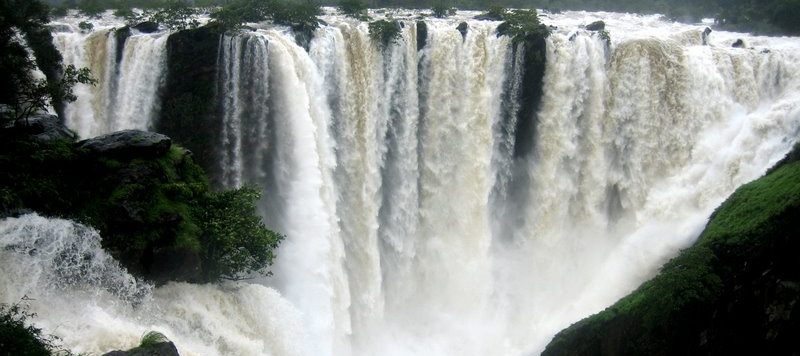 jog-falls-tourist-place-karnataka-pondicherry-travel-tours-agent
