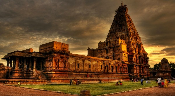 pondicherry-travel-agent-chennai-tours-brihadeeswarar_templecopy